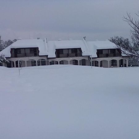 Hotel Complex Roden Kray à Vlaychovtsi Extérieur photo